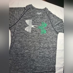 Men's under armour sport shirt